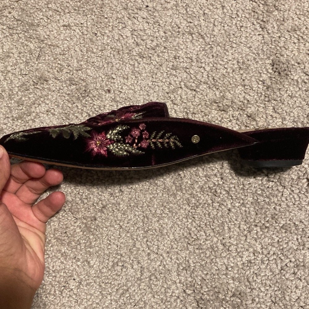 Sam Edelman Burgundy Floral Mules - Picture 3 of 4